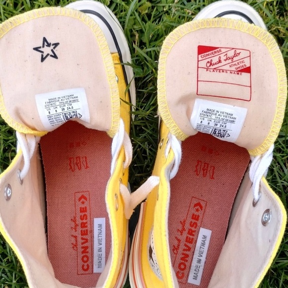 Converse All Star Yellow Chuck 70 Sneakers - Picture 4 of 14